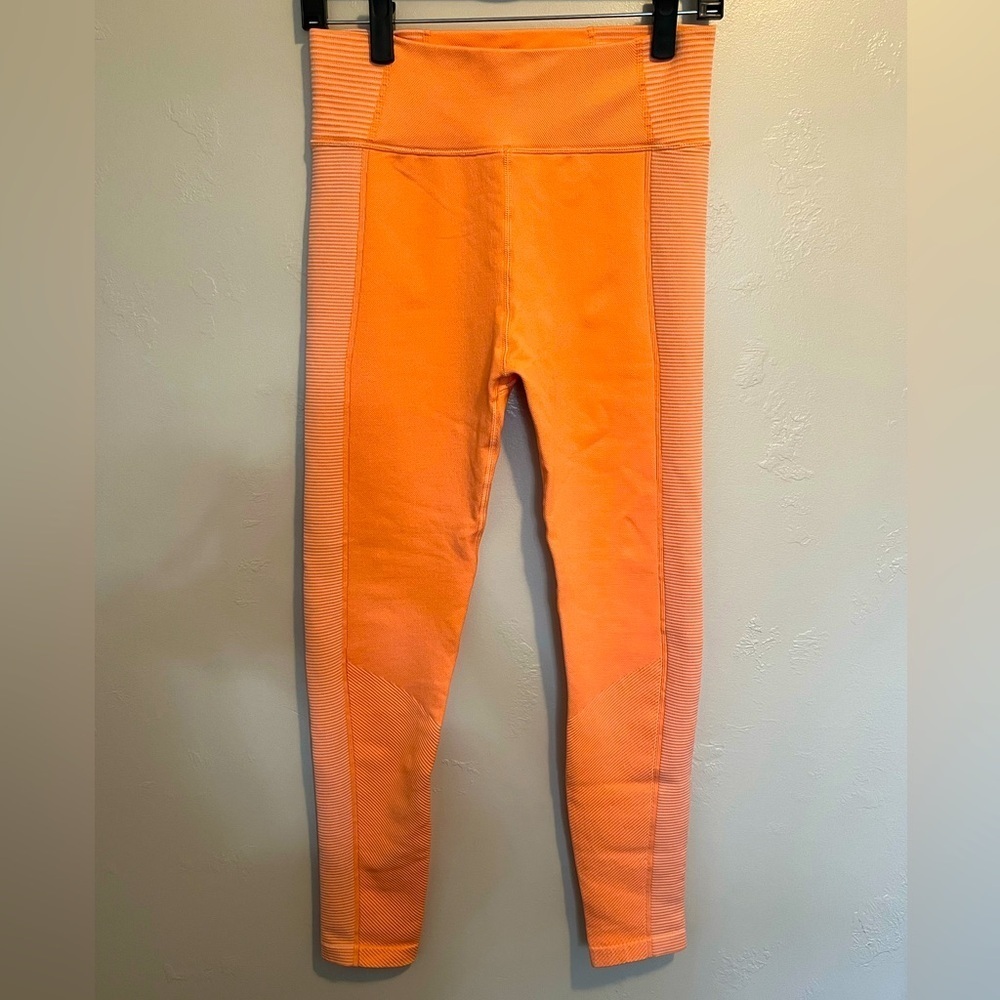 Aerie Offline Leggings Womens Small Orange Seamless 7/8 High Rise Solid Stretch